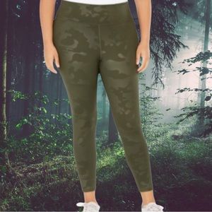 Ideology Deep Depths Cool Camouflage Slimming & Lifting Yoga Workout Legging NWT